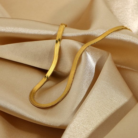 Ava Snake Anklet - Picture 6 of 9